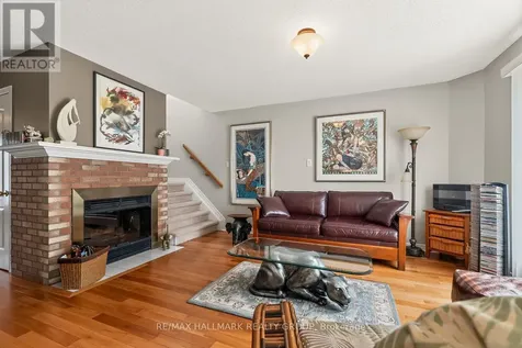 511 Deancourt Crescent Ottawa ON K4A 3G4