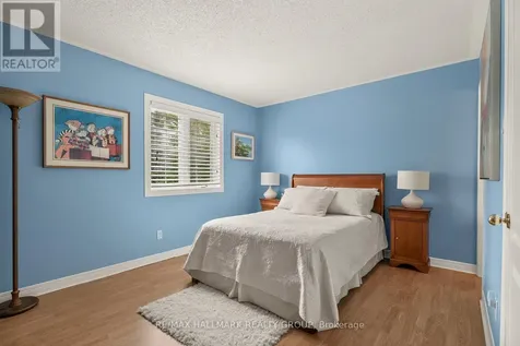 511 Deancourt Crescent Ottawa ON K4A 3G4