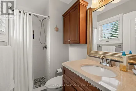 511 Deancourt Crescent Ottawa ON K4A 3G4