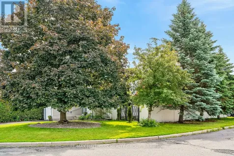 511 Deancourt Crescent Ottawa ON K4A 3G4