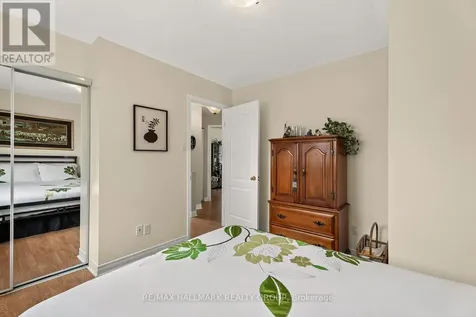 511 Deancourt Crescent Ottawa ON K4A 3G4