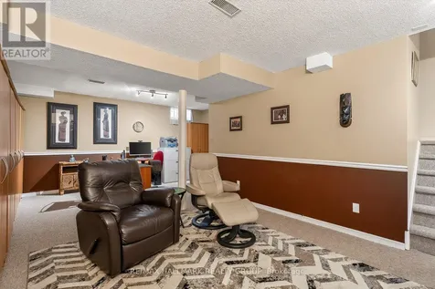 511 Deancourt Crescent Ottawa ON K4A 3G4
