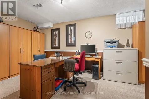 511 Deancourt Crescent Ottawa ON K4A 3G4