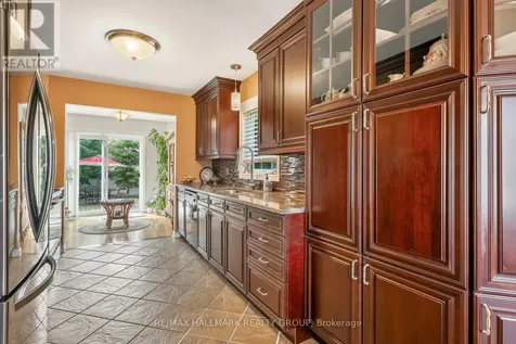 511 Deancourt Crescent Ottawa ON K4A 3G4