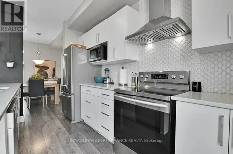 279 Mountain Sorrel Way Ottawa ON K4A 1H6