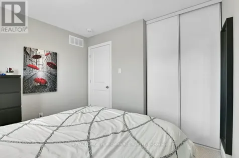 279 Mountain Sorrel Way Ottawa ON K4A 1H6