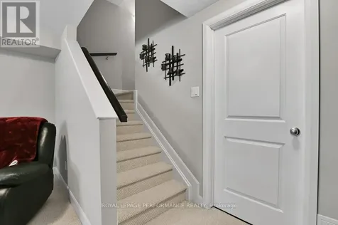 279 Mountain Sorrel Way Ottawa ON K4A 1H6