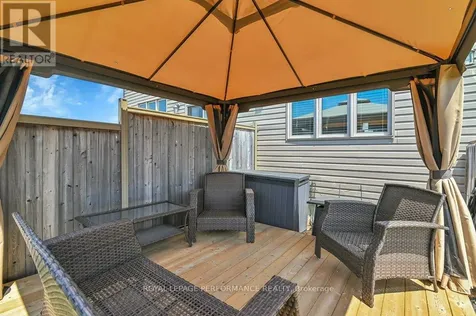 279 Mountain Sorrel Way Ottawa ON K4A 1H6