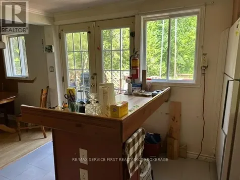67 Osborne Street Gananoque ON K7G 2N4