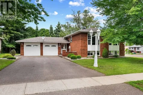 599 Hillside Avenue Pembroke ON K8A 8G4