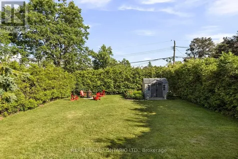 13 Borland Street West Orillia ON L3V 3R3