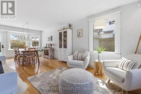 162 Maple Street Uxbridge ON L9P 1B2
