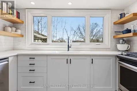 162 Maple Street Uxbridge ON L9P 1B2