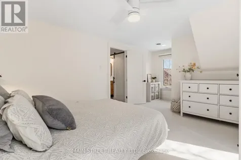 162 Maple Street Uxbridge ON L9P 1B2