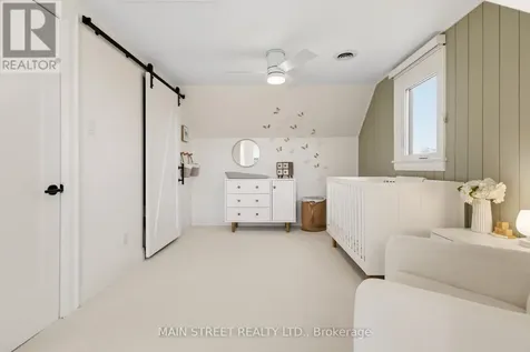 162 Maple Street Uxbridge ON L9P 1B2