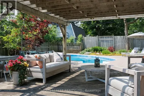 162 Maple Street Uxbridge ON L9P 1B2