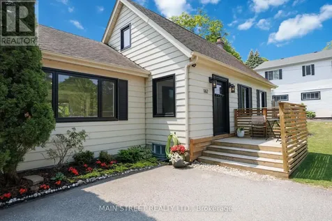 162 Maple Street Uxbridge ON L9P 1B2