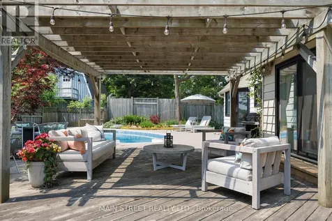 162 Maple Street Uxbridge ON L9P 1B2