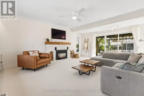 162 Maple Street Uxbridge ON L9P 1B2