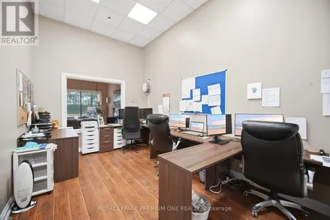 16 Sims Crescent Richmond Hill (beaver Creek Business Park) ON L4B 2P1