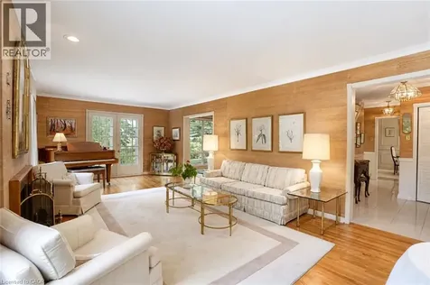 5052 Lakeshore Road Burlington ON L7L 1B9