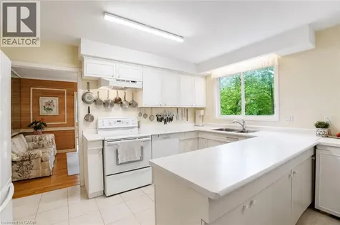 5052 Lakeshore Road Burlington ON L7L 1B9