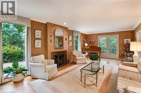 5052 Lakeshore Road Burlington ON L7L 1B9