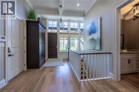 11 Greenleaf Lane Ancaster ON L9G 0E7
