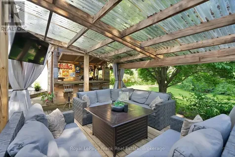 1731 Lane Street Pickering ON L1Y 1B6