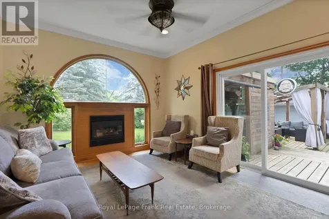 1731 Lane Street Pickering ON L1Y 1B6