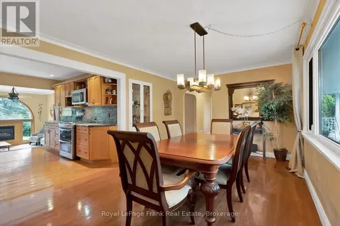 1731 Lane Street Pickering ON L1Y 1B6