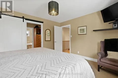 1731 Lane Street Pickering ON L1Y 1B6