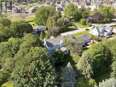 1731 Lane Street Pickering ON L1Y 1B6