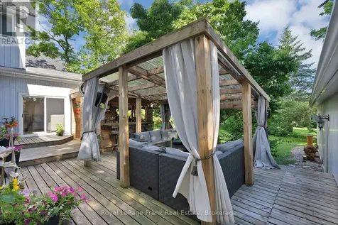 1731 Lane Street Pickering ON L1Y 1B6