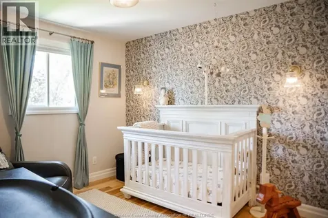 384 Amberly Crescent Tecumseh ON N8N 3M3