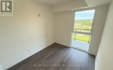 33 Erie Avenue Brantford ON N3S 2E7