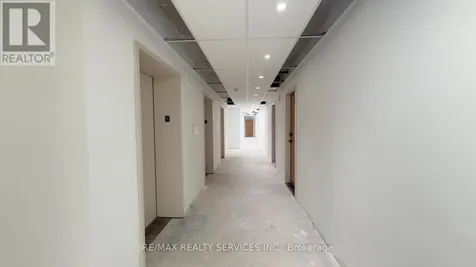 33 Erie Avenue Brantford ON N3S 2E7