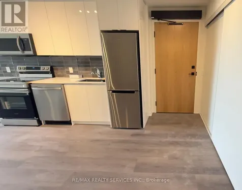 33 Erie Avenue Brantford ON N3S 2E7
