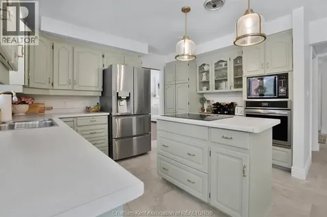 1821 Blackwell Road Sarnia ON N7T 7H4