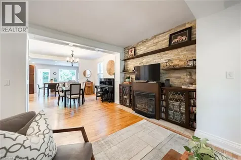 225 Oakmount Road Toronto ON M6P 3K3