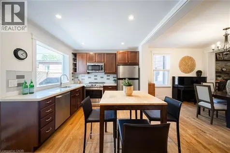 225 Oakmount Road Toronto ON M6P 3K3