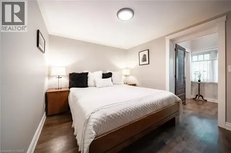 225 Oakmount Road Toronto ON M6P 3K3