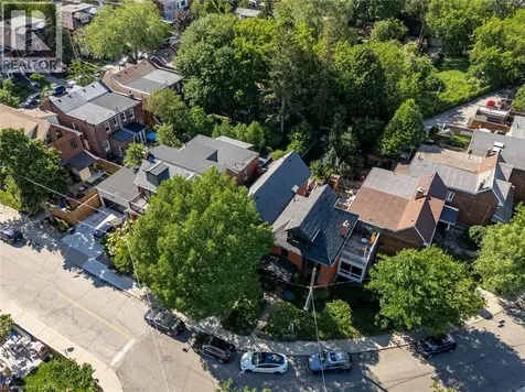 225 Oakmount Road Toronto ON M6P 3K3