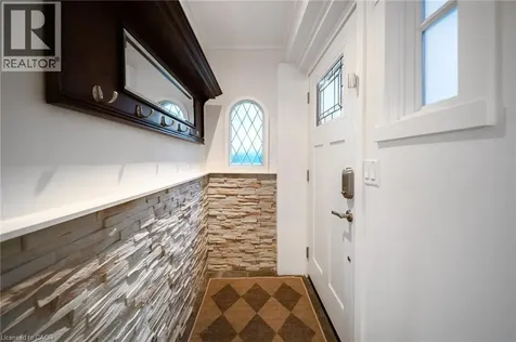225 Oakmount Road Toronto ON M6P 3K3