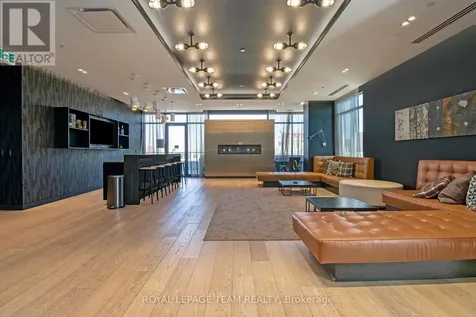 255 Bay Street Ottawa ON K1R 0C5