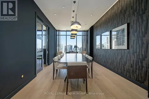 255 Bay Street Ottawa ON K1R 0C5