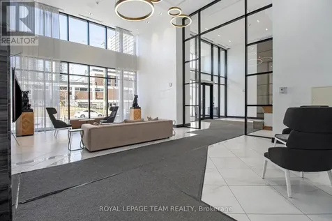 255 Bay Street Ottawa ON K1R 0C5