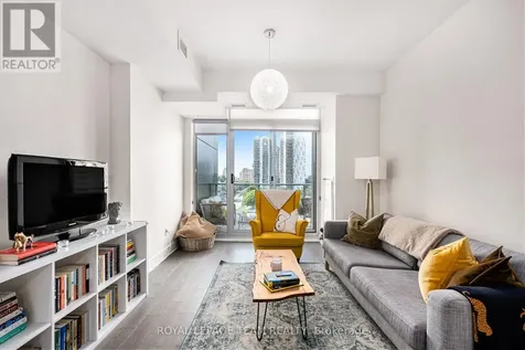 255 Bay Street Ottawa ON K1R 0C5