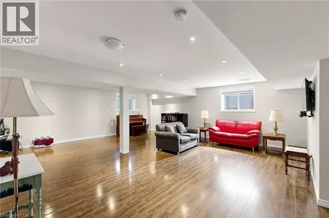18 Gateway Avenue West Lincoln ON L0R 2A0