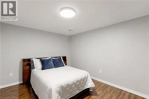 18 Gateway Avenue West Lincoln ON L0R 2A0